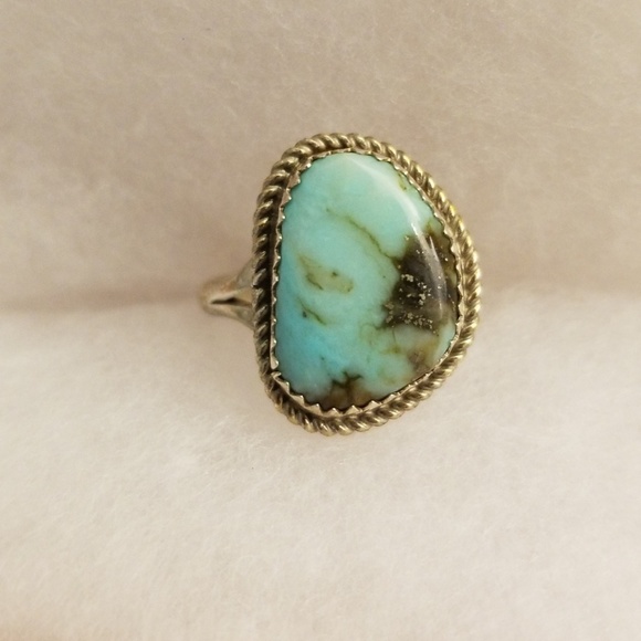 Jewelry - Turquise ring, size 7